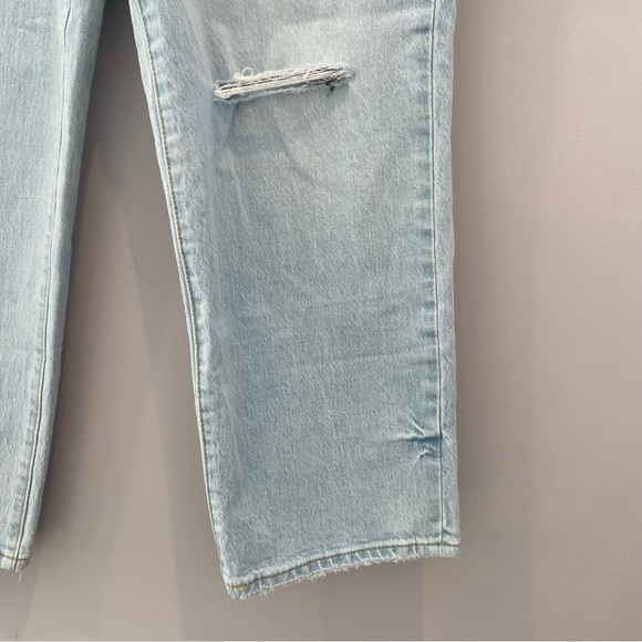 TARGET | Universal Thread Vintage Straight Jeans Cropped Distressed Size 10 NWOT - Picture 6 of 7